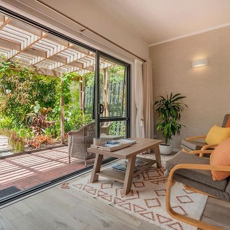 On The Point Apartment Whitianga Ngoại thất bức ảnh