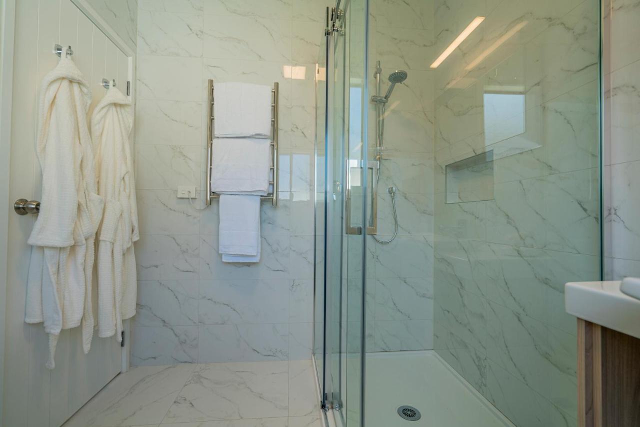 On The Point Apartment Whitianga Ngoại thất bức ảnh