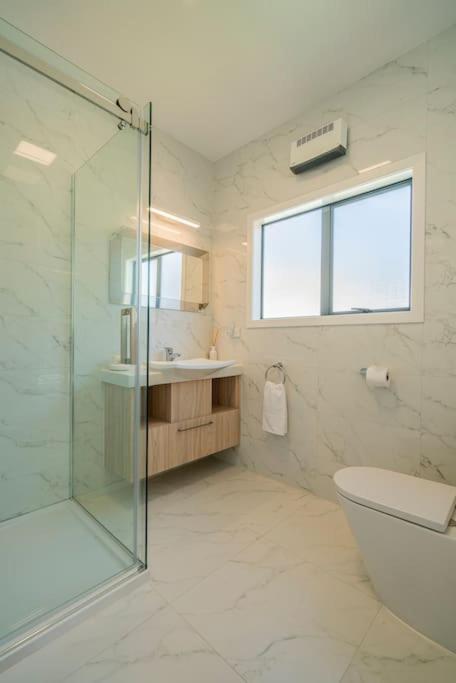 On The Point Apartment Whitianga Ngoại thất bức ảnh